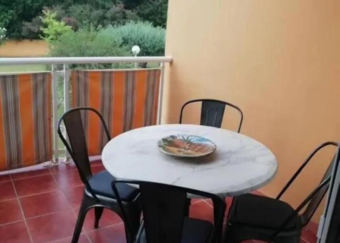Апартаменты Mediterranean Dreams -charming In